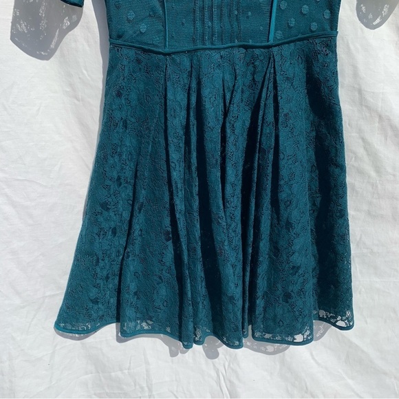 BCBGMaxazria Julya Teal Green Dress Special Occasion Lace Cocktail Sz 6 - Picture 4 of 12